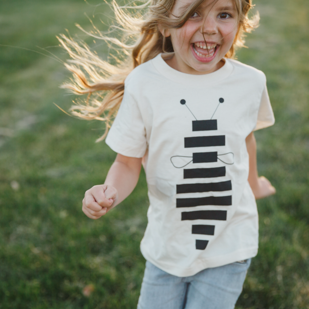 Kids Honeybee Tee - The Lake and Company